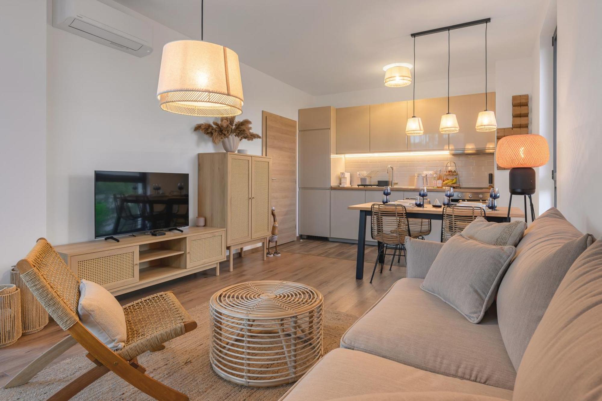Boho Sea View One-Bedroom Pool & Spa Apartment Sveti Konstantin Buitenkant foto