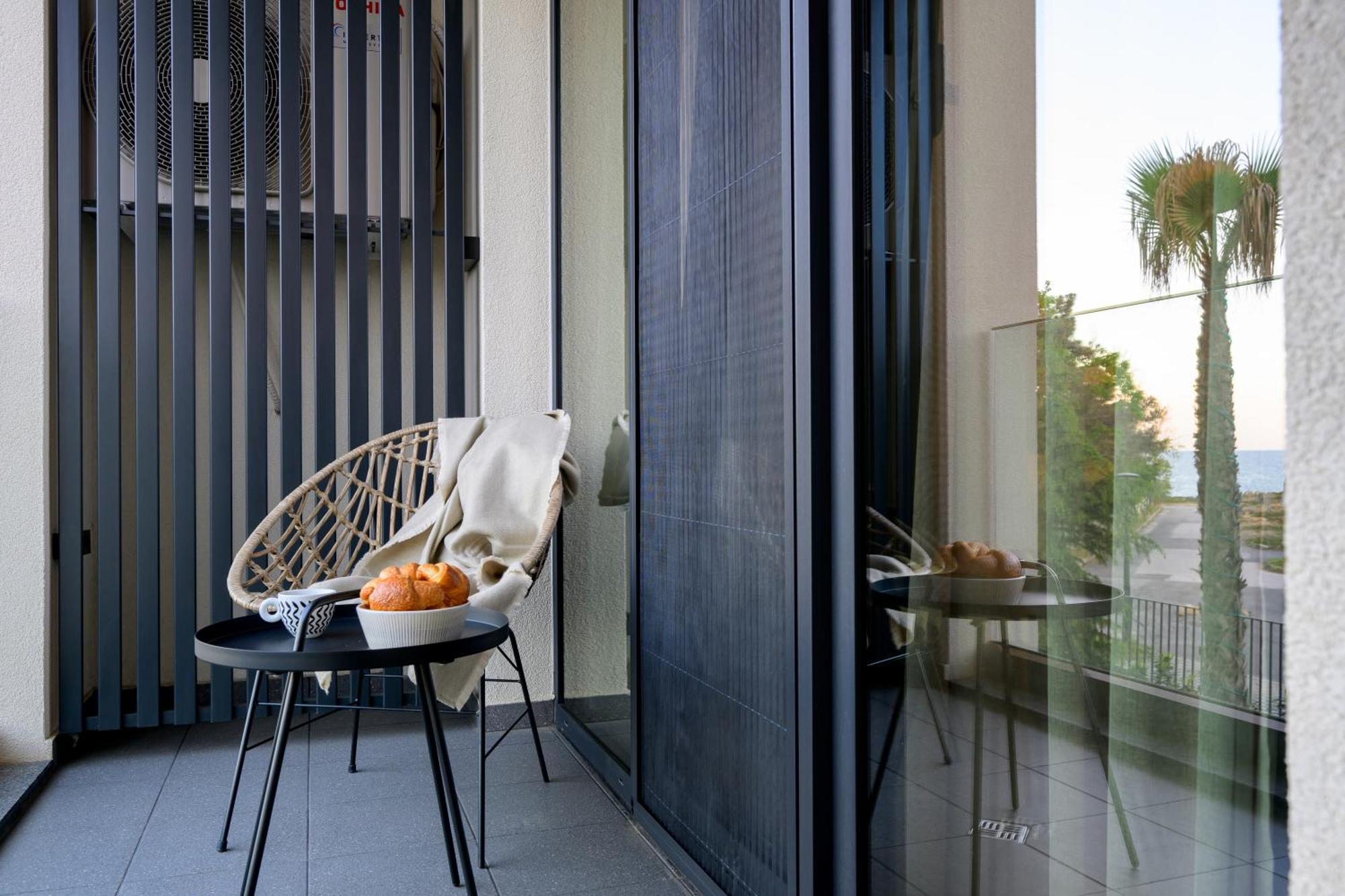 Boho Sea View One-Bedroom Pool & Spa Apartment Sveti Konstantin Buitenkant foto
